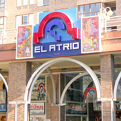 Exterior Centro Comercial El Atrio en Avilés